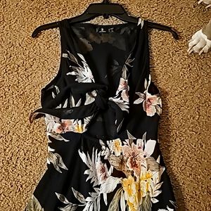 Cute volcom cut out dress